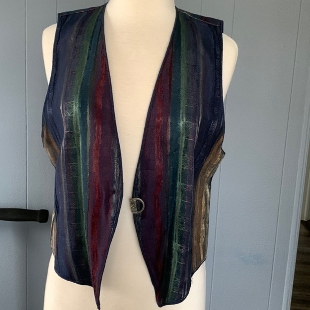 Longhorn Preowned Beautiful Unique Vest, Size Medium, Dry clean only